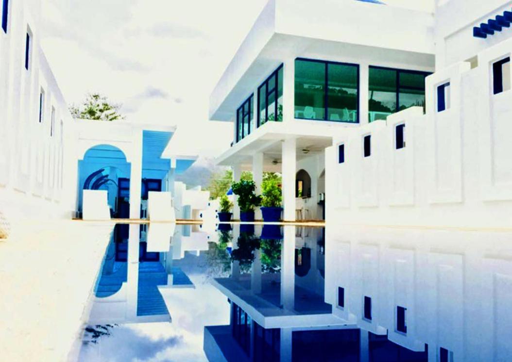 The Palladium Hotel Coron Exterior photo